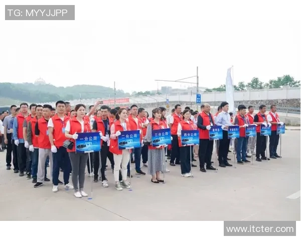 南京篮球队以75分领跑精英赛积分榜展现强劲实力和团队合作精神