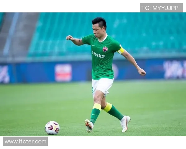 广州羽毛球队在选拔赛中以90分稳居积分榜首位展现强劲实力 广州羽毛球队在选拔赛中以90分稳居积分榜首位展现强劲实力