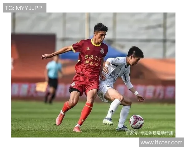 南京足球队强势领跑联赛积分榜以74分稳居第一位置